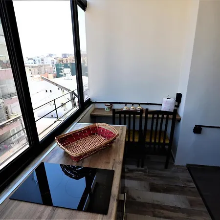 Stylish 1-bedroom In #2 * Тирана